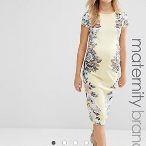 Fitted maternity dress